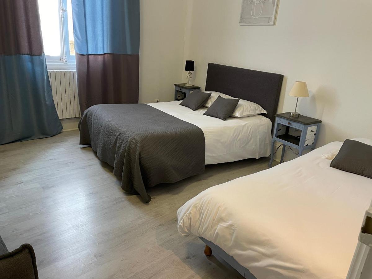 Hotel Au Chapon Fin Poitiers Exterior foto